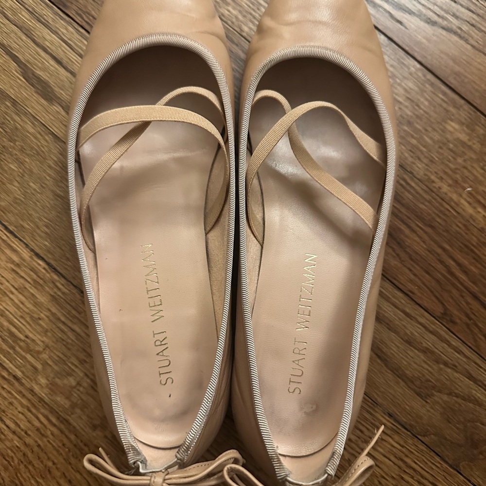 Stuart Weitzman Beige Ballet Flats with Bow Detail - Picture 7 of 8